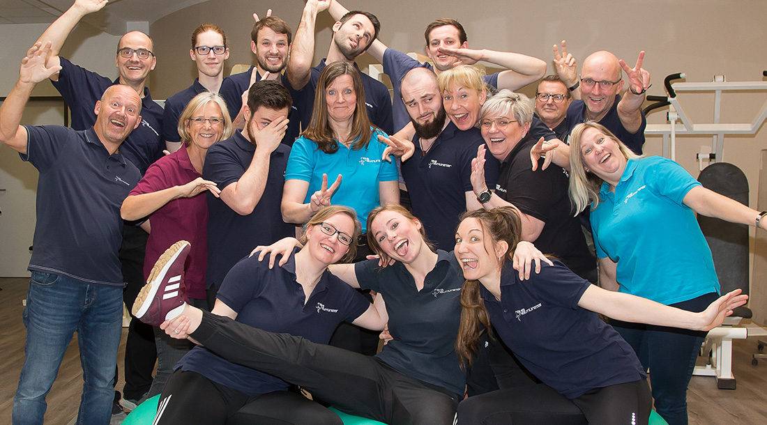 Reha Neumünster Teamfoto Spass